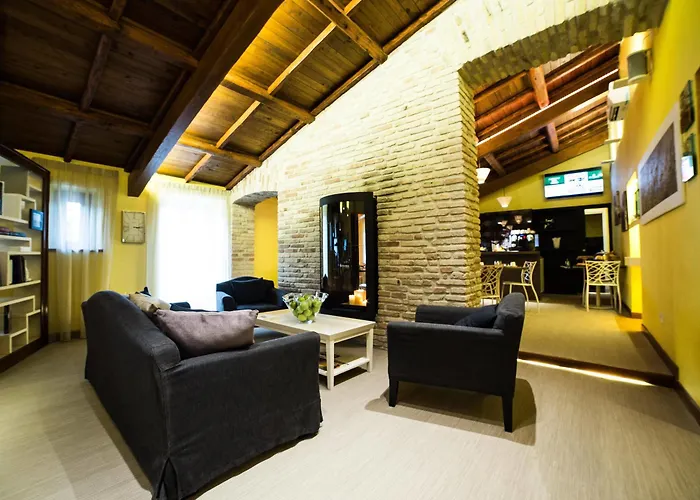 The Place 217 Otel 2*