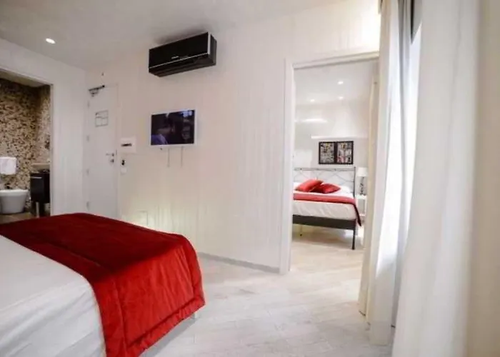 Otel The Place 217